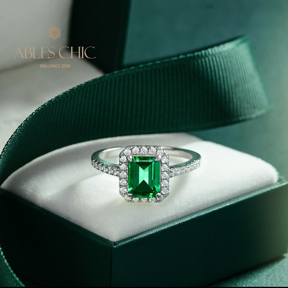 Solitaire Emerald Oblong Cocktail Ring R1271