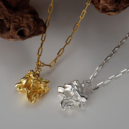 Crumpled Scrunched Charm Necklace N1021