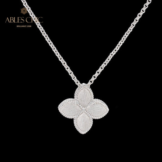 Lace Pattern Clover Necklace 6124